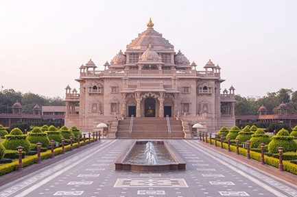 Explorer le Gujarat avec un Guide Francophone : Une Expérience Authentique