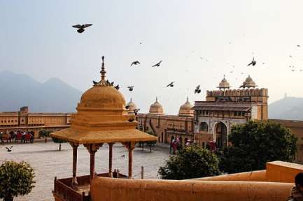 Pourquoi Choisir un Guide Francophone pour Votre Voyage au Rajasthan?